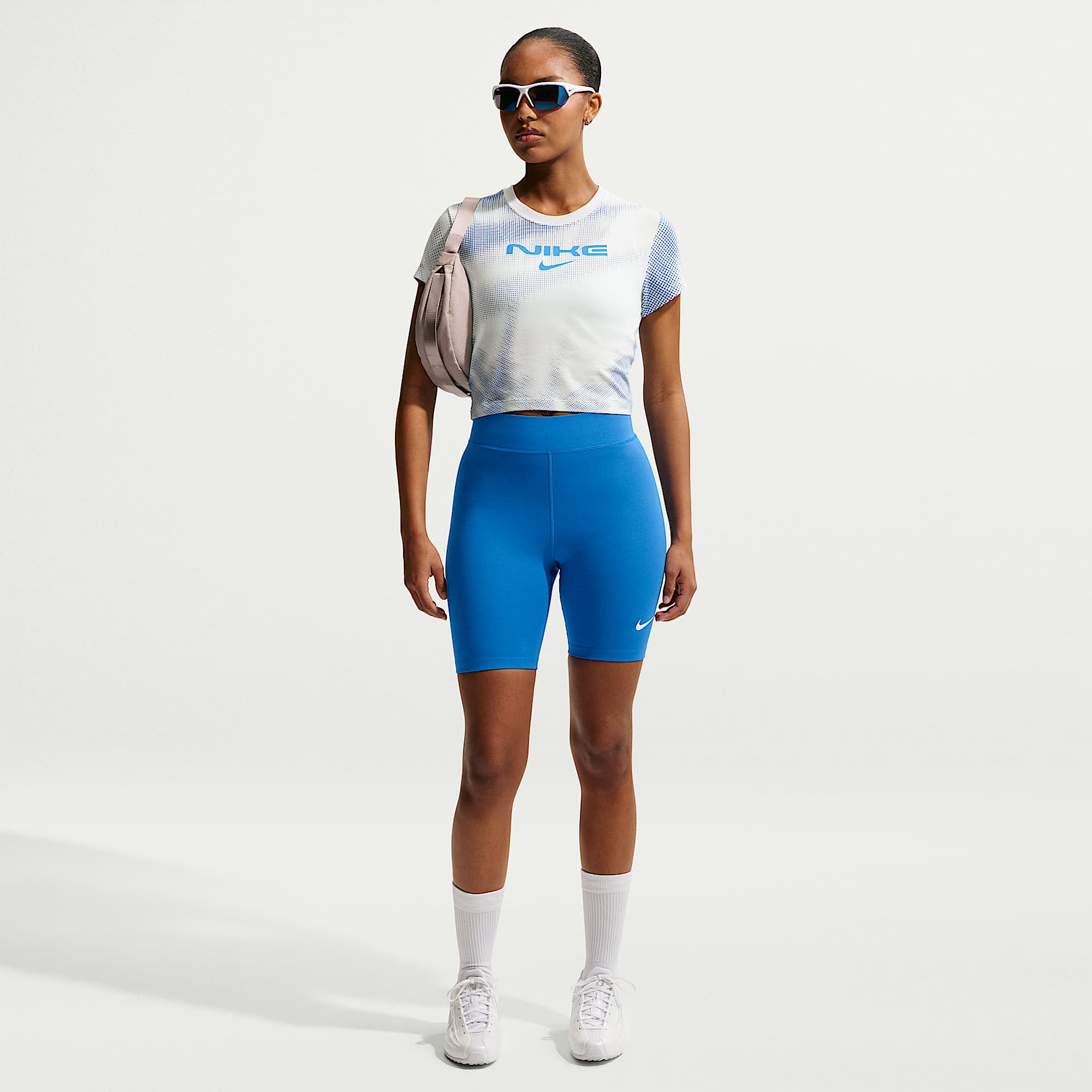 Nike Sportswear Classic Women's High-Waisted 8